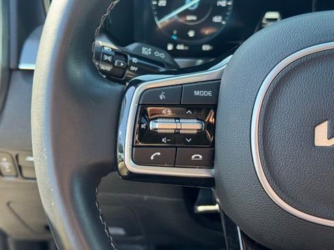 Certified 2023 Kia Sorento SX AWD/4WD image 34