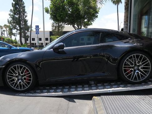 Used 2024 Porsche 911 Carrera 4S AWD/4WD image 5