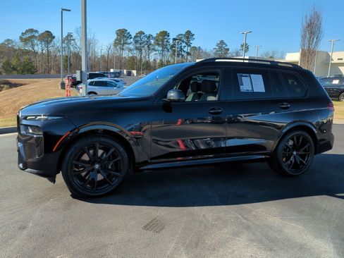 Certified 2023 BMW X7 xDrive40i w/ Executive Package image 5