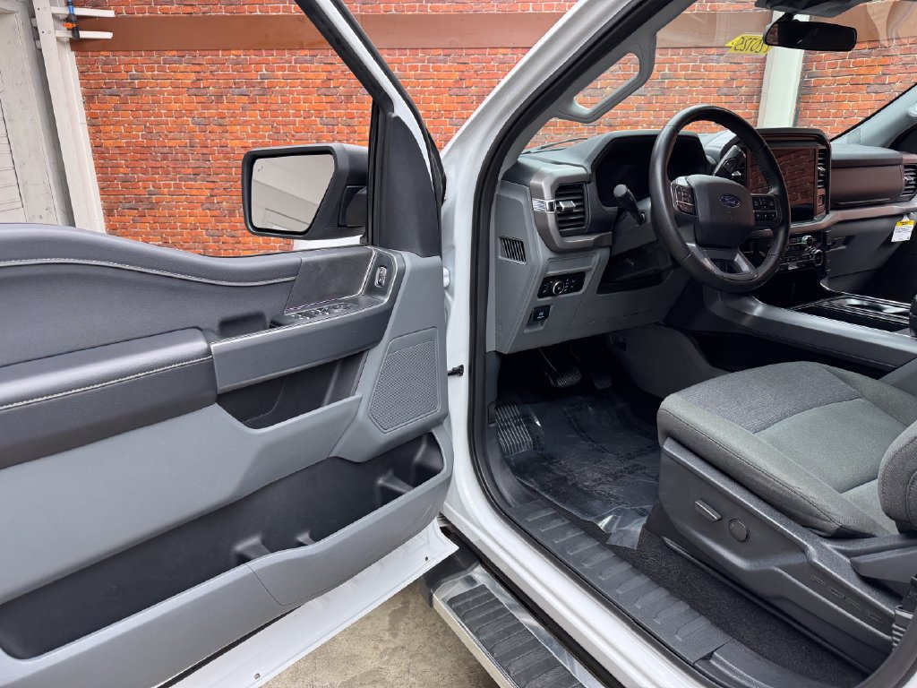 Certified 2025 Ford F150 XLT w/ Equipment Group 301A Standard AWD/4WD image 9