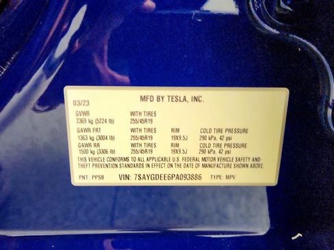 Used 2023 Tesla Model Y Long Range AWD/4WD image 23