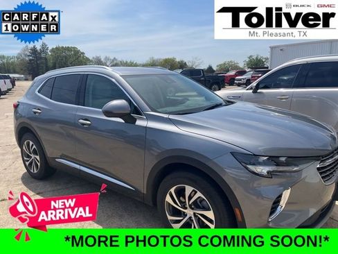 Used 2021 Buick Envision Essence image 1