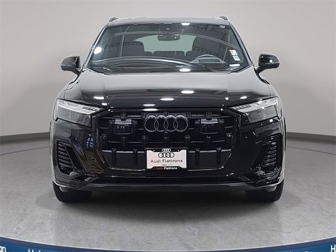 Used 2025 Audi Q7 3.0T Prestige w/ Prestige Package image 3