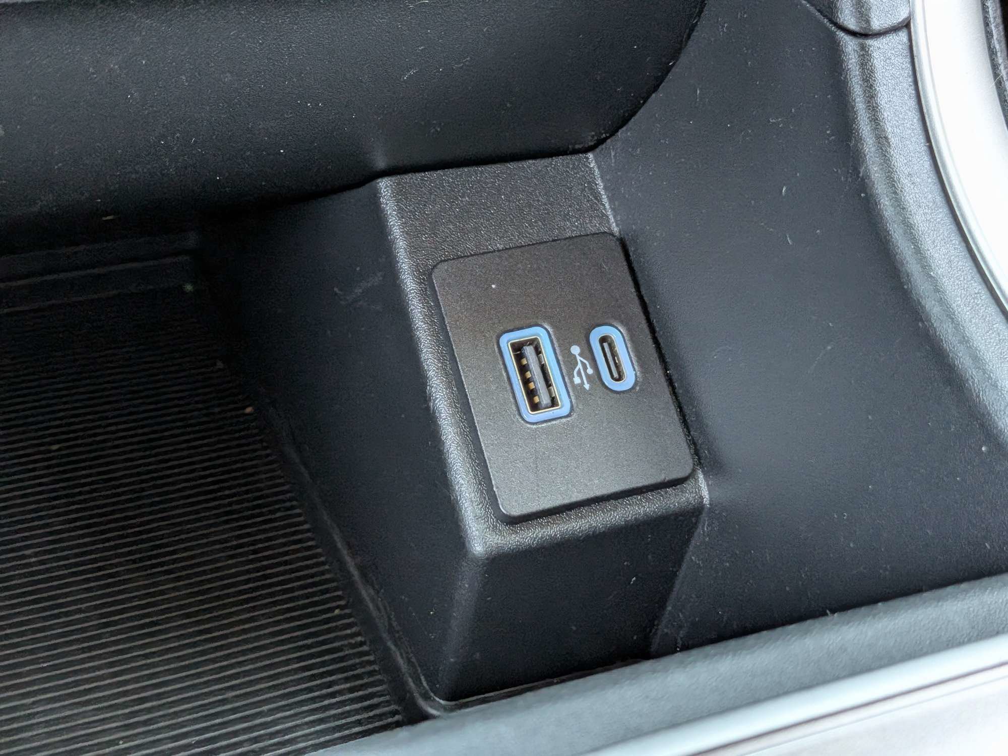 Used 2024 Ford Edge SEL AWD/4WD image 20
