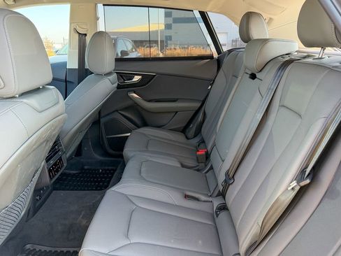 New 2025 Audi Q8 Premium Plus image 24