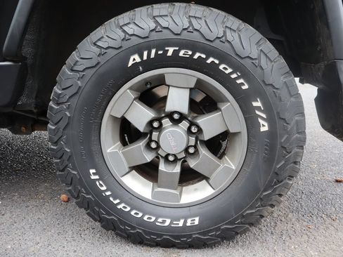 Used 2007 Toyota FJ Cruiser 4WD image 39