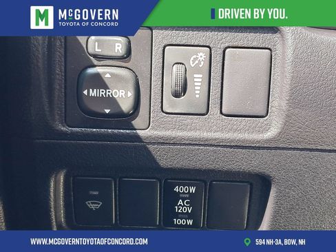 Used 2016 Toyota 4Runner SR5 AWD/4WD image 19