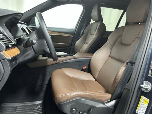 Used 2024 Volvo XC90 B5 Plus w/ Protection Package Premier image 6