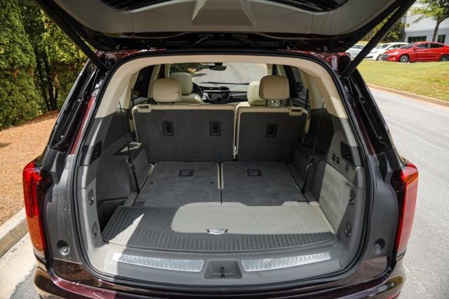 Used 2020 Cadillac XT6 Premium Luxury AWD/4WD image 21