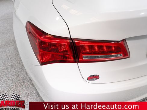 Used 2018 Acura TLX w/ Technology Package image 9