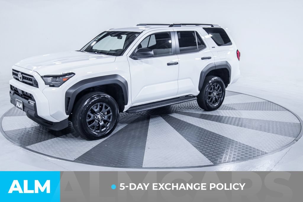 Used 2025 Toyota 4Runner SR5 AWD/4WD image 3