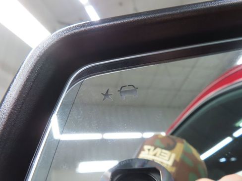 Used 2022 Chevrolet Silverado 1500 High Country w/ Technology Package image 80