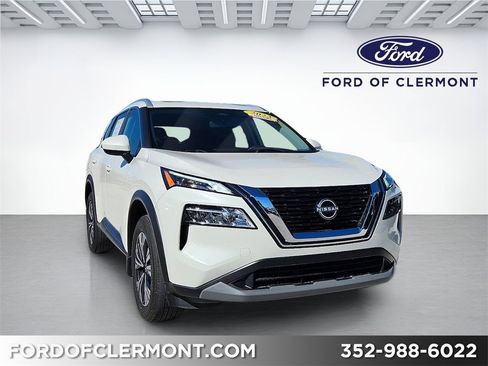 Used 2023 Nissan Rogue SV w/ SV Premium B Package image 1
