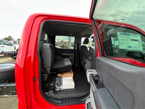 New 2026 Ford F550 XLT w/ XLT Value Package image 8