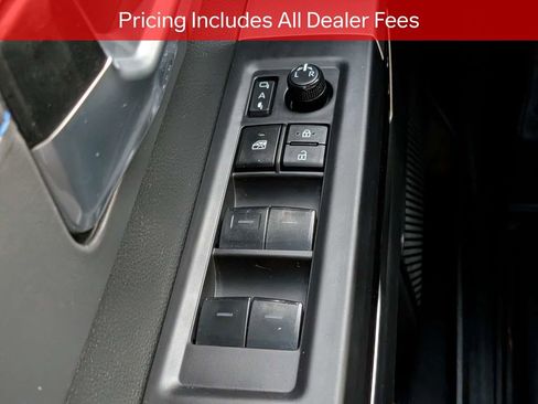 Used 2024 Toyota Tundra Platinum AWD/4WD image 27