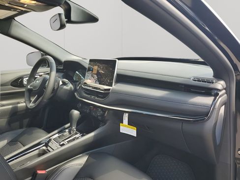 New 2026 Jeep Compass Latitude w/ Quick Order Package 29K image 14