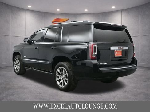 Used 2015 GMC Yukon Denali w/ Premium Package image 4