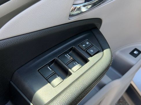 Used 2019 Honda Ridgeline RTL-T image 12