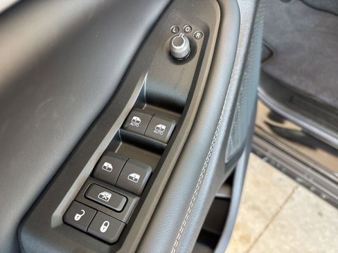 New 2026 Jeep Grand Cherokee Altitude RWD image 11