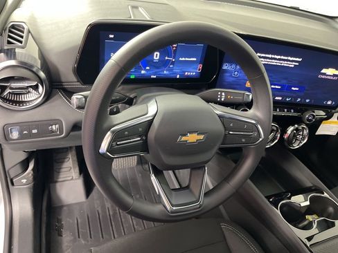 New 2026 Chevrolet Blazer EV LT image 25