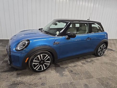 Used 2023 MINI Cooper S image 6