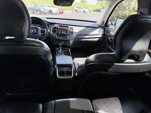 Used 2019 Volvo XC90 T6 Momentum w/ Advanced Package AWD/4WD image 23