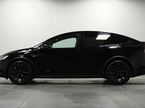 Used 2023 Tesla Model X AWD/4WD image 7