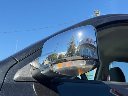 Used 2018 RAM 1500 Classic SLT w/ Luxury Group image 83