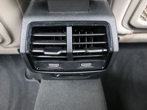 Used 2023 Audi Q3 2.0T Premium Plus w/ Premium Plus Package image 14