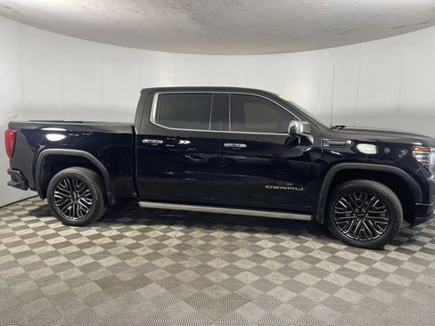 Used 2022 GMC Sierra 1500 Denali Ultimate image 3
