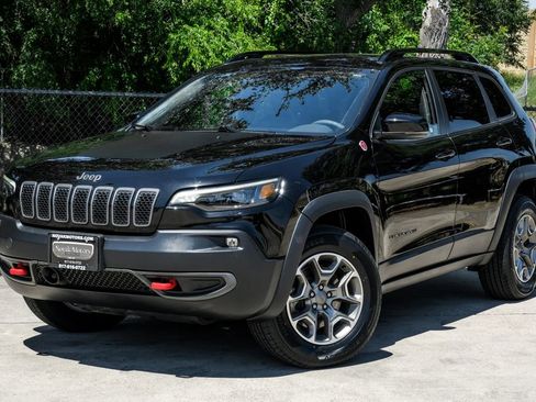 Used 2022 Jeep Cherokee Trailhawk w/ Sun, Sound & Nav Group AWD/4WD image 12