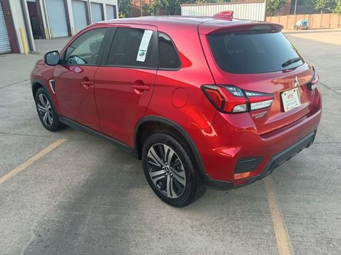Used 2025 Mitsubishi Outlander Sport AWD image 8