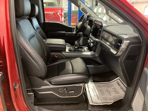 Used 2022 Ford F150 Lariat w/ Equipment Group 502A High image 4