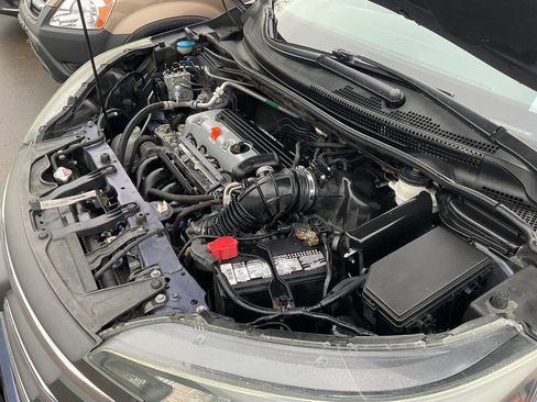 Used 2014 Honda CR-V LX image 39