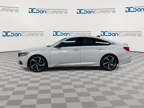 Used 2022 Honda Accord Sport image 5