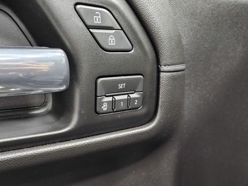 Used 2019 GMC Sierra 1500 SLT w/ SLT Premium Plus Package image 31