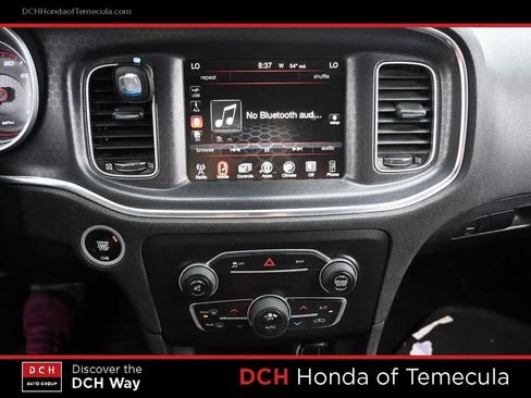 Used 2016 Dodge Charger SXT image 12