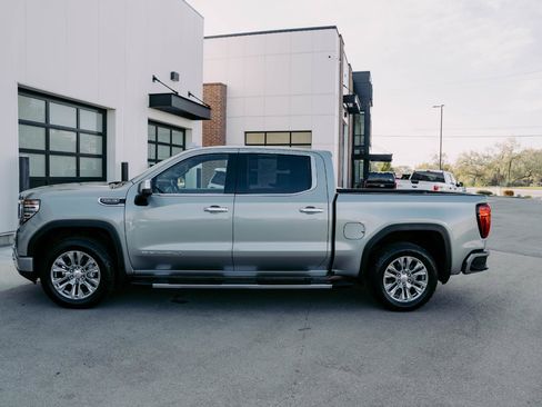 Used 2023 GMC Sierra 1500 Denali image 6
