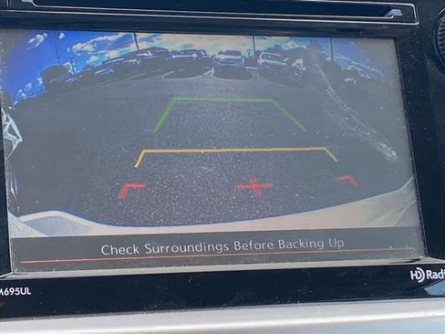 Used 2017 Subaru Crosstrek 2.0i Premium image 13