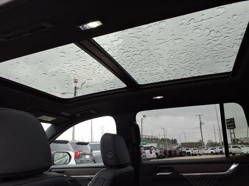 New 2026 GMC Acadia Denali image 15