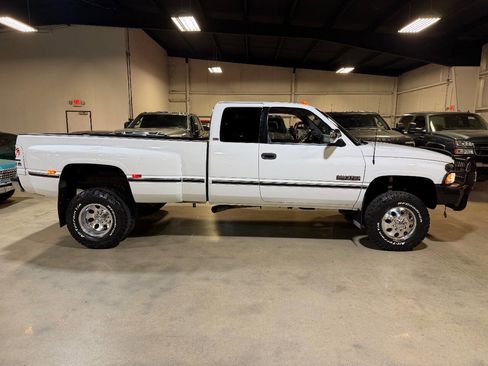 Used 1997 Dodge Ram 3500 Truck 4x4 Club Cab image 6