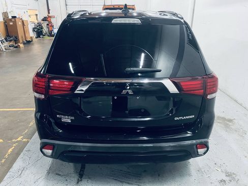 Used 2019 Mitsubishi Outlander LE FWD image 9