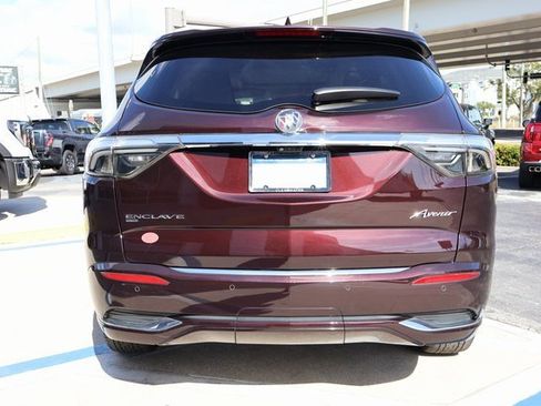 Certified 2022 Buick Enclave Avenir w/ Avenir Technology Package image 5