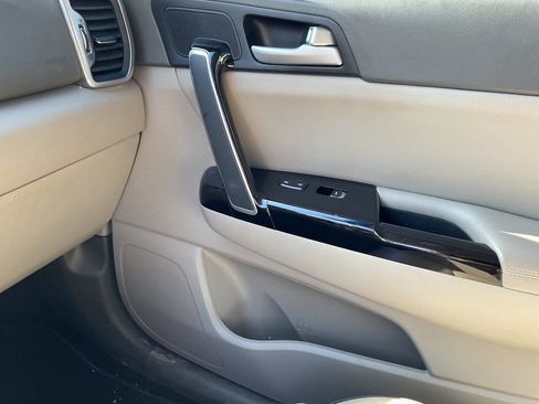 Used 2019 Kia Sportage EX w/ EX Premium Package image 13