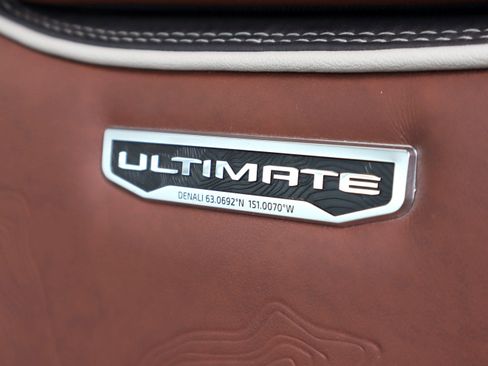 Used 2025 GMC Sierra 2500 Denali Ultimate image 28