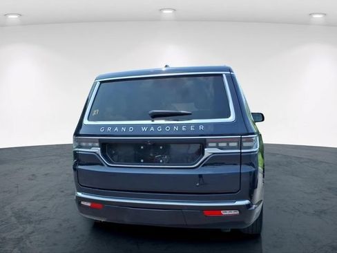 Used 2025 Jeep Grand Wagoneer 4WD image 11