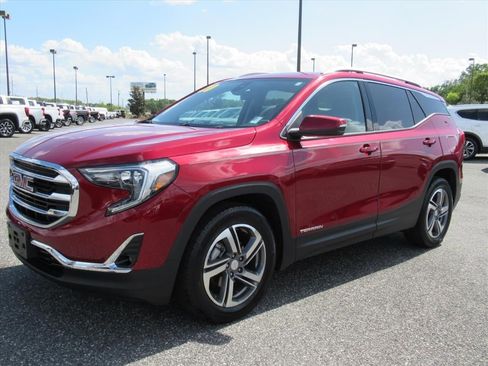 Used 2020 GMC Terrain SLT w/ Preferred Package FWD image 3