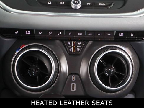 Used 2019 Chevrolet Blazer LT w/ Sound & Technology Package FWD image 20