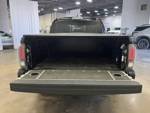 Used 2021 Toyota Tacoma TRD Pro AWD/4WD image 9