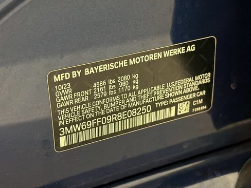Certified 2024 BMW 330i Sedan w/ Convenience Package RWD image 20